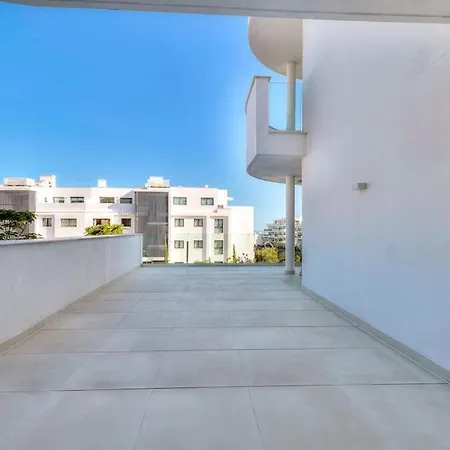 Daire Stunning With Private Pool Fuengirola